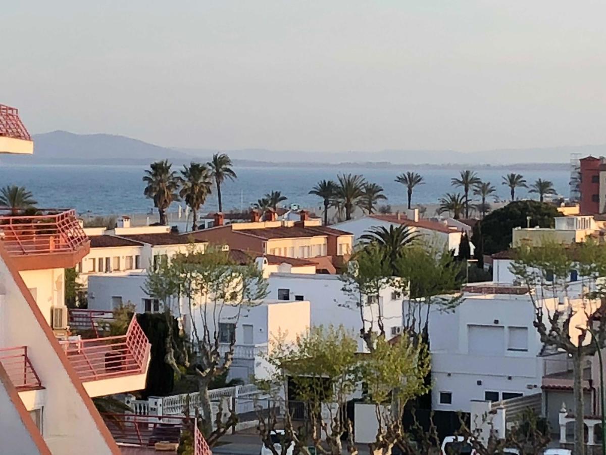 Port 27 Apartment Empuriabrava