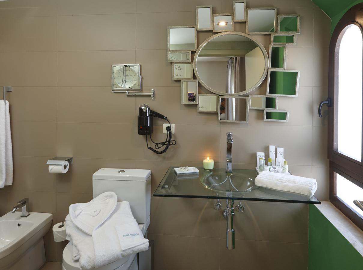 Galeria Essentia 2*