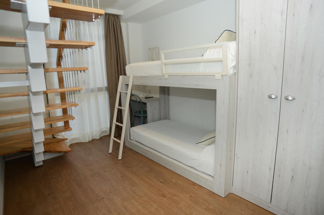 Centre Hotel 2*