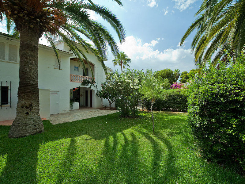19 A - Four Bedroom Hotel *