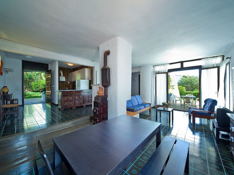 19 A - Four Bedroom Hotel