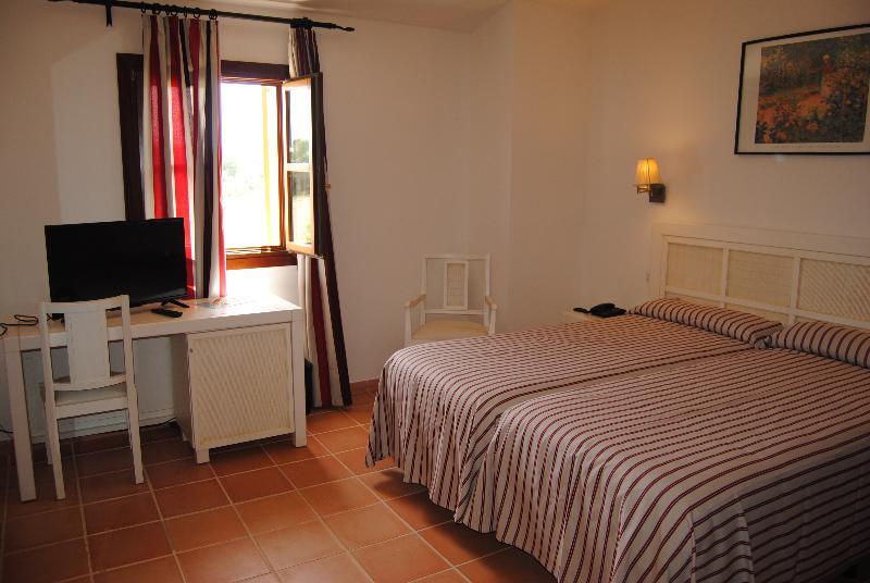 Rural Es Riquers Country house