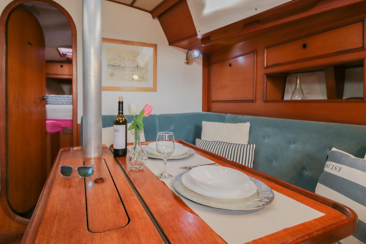 Hotel en barco Sailboat Xperience Pasito Blanco