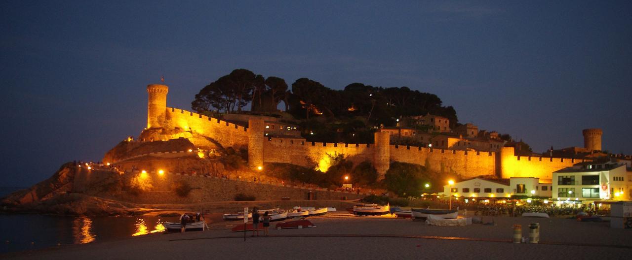 Apartment Lets Holidays Passeig Del Mar *