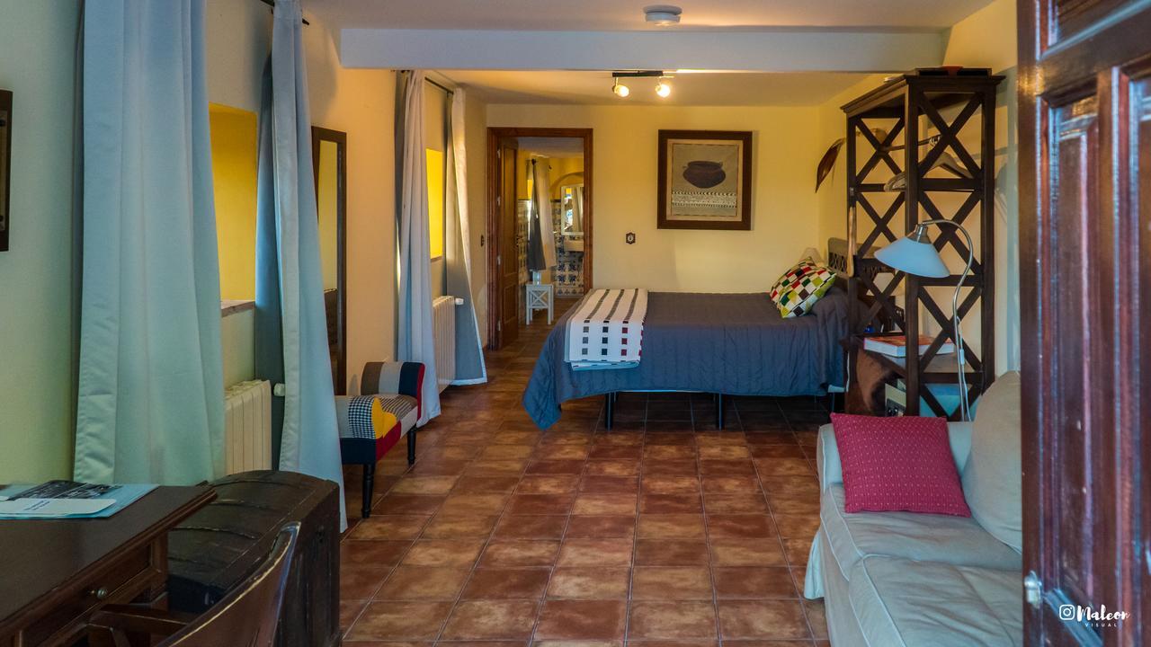 Molino La Nava Country house *