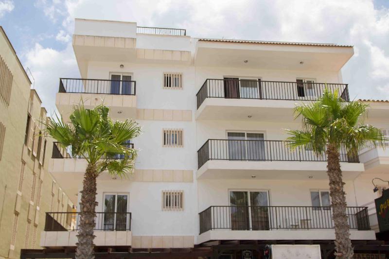 Hotel Apts. Charly's *