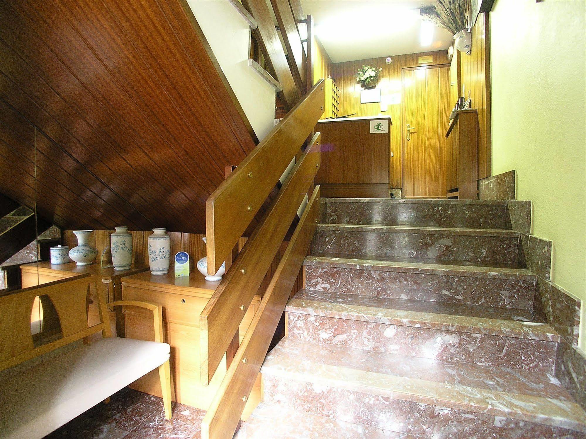 Iraipe Gorbea Auto Check-in