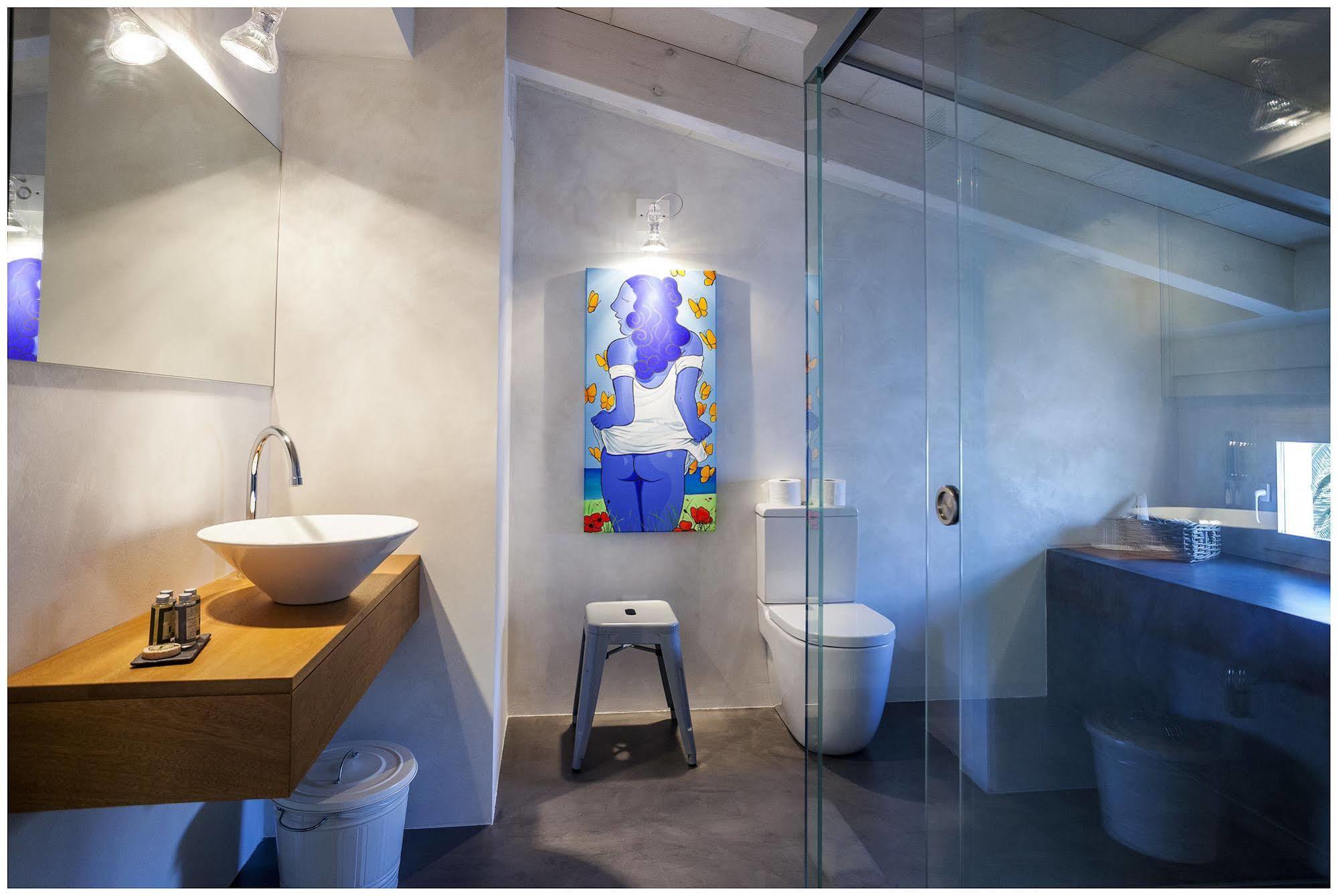 Cheap & Chic Hotel 3*