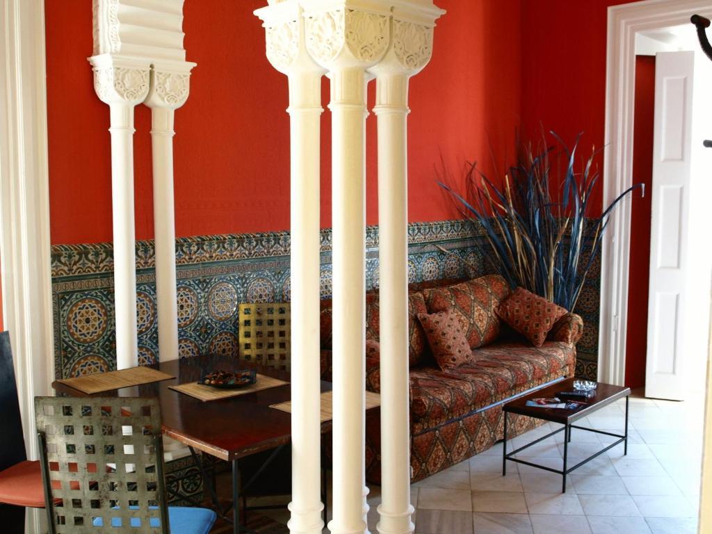 La Casa Amarilla Hotel 3*