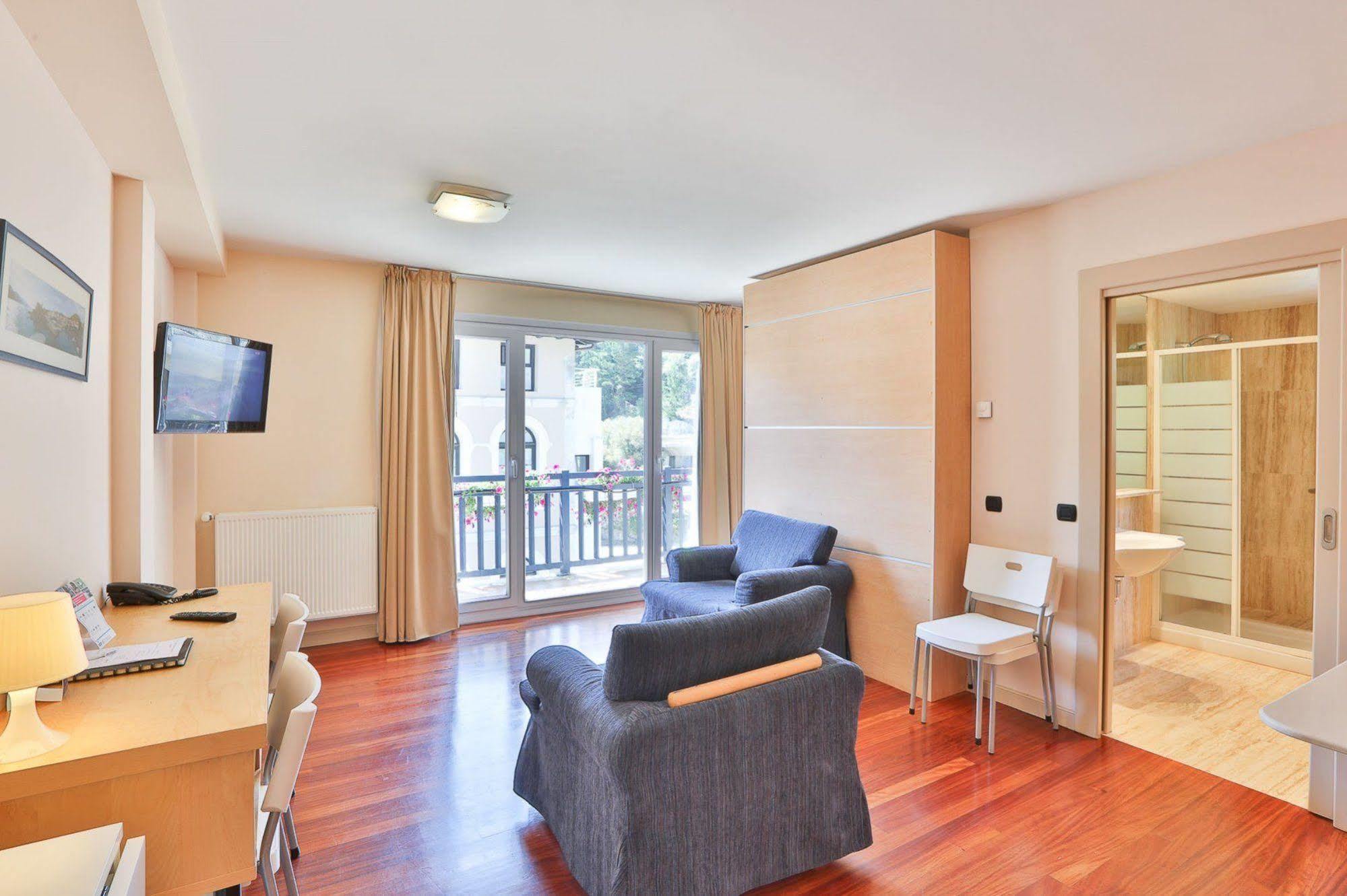 Apartamentos Mundaka *