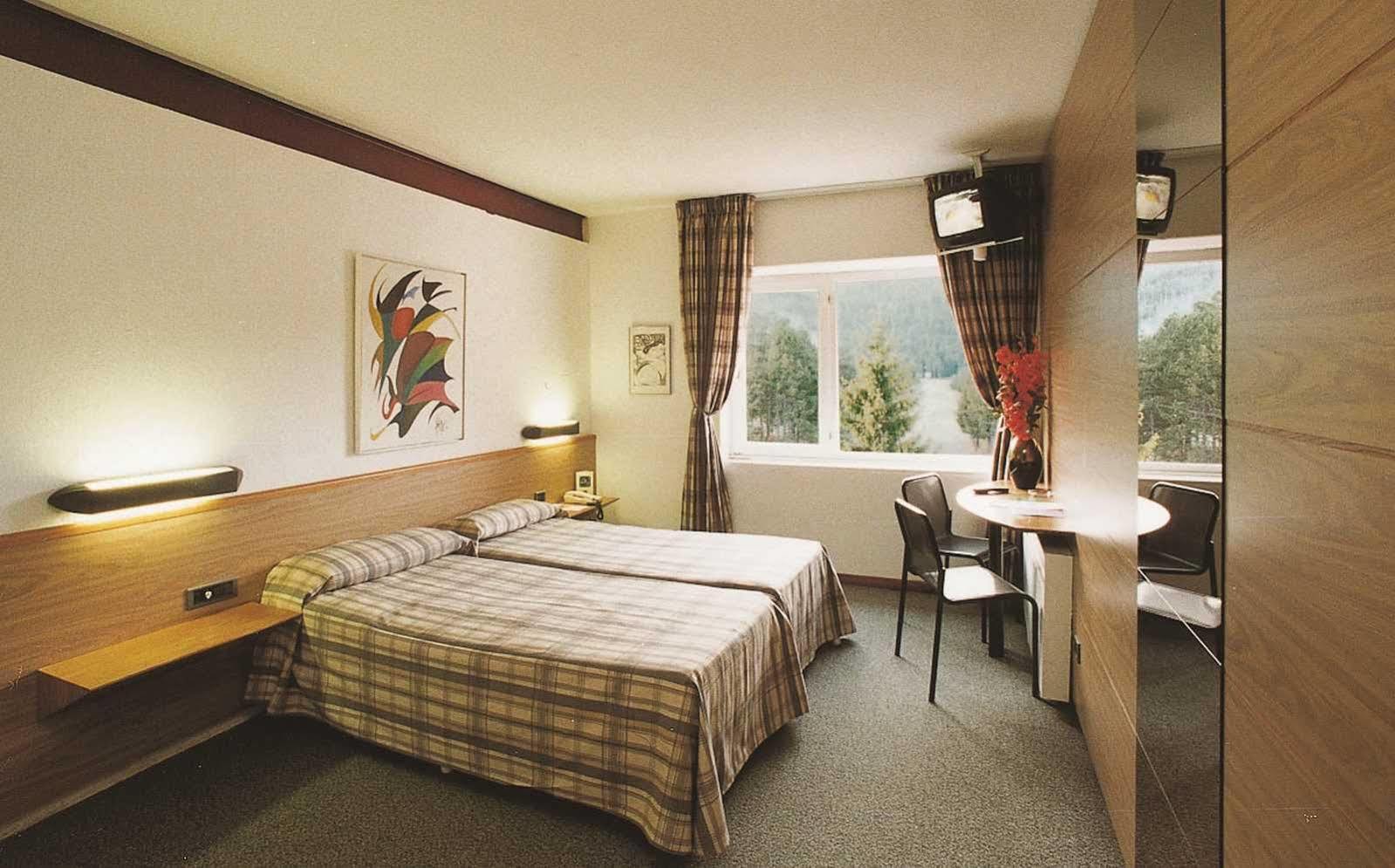 Alp Hotel 3*