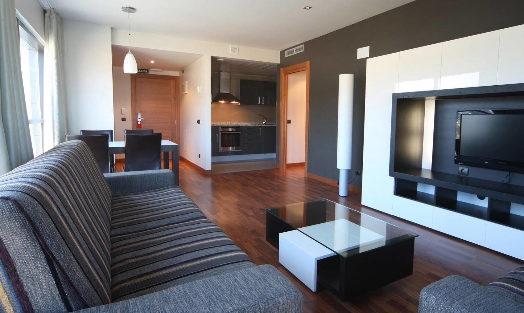 Aparthotel San Fermin 4*