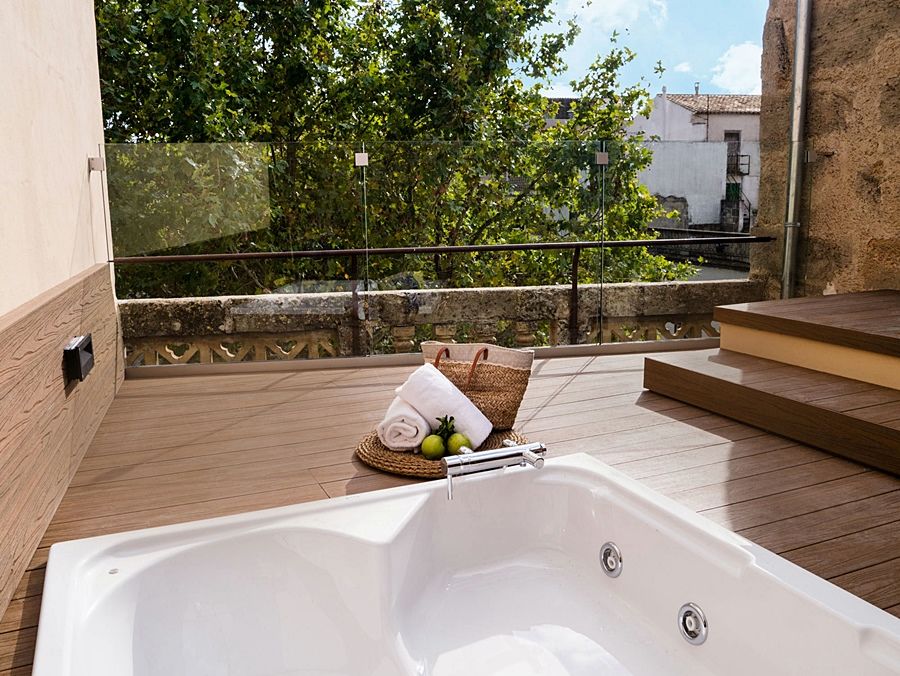 Hotel Ti Maria Maria De La Salut