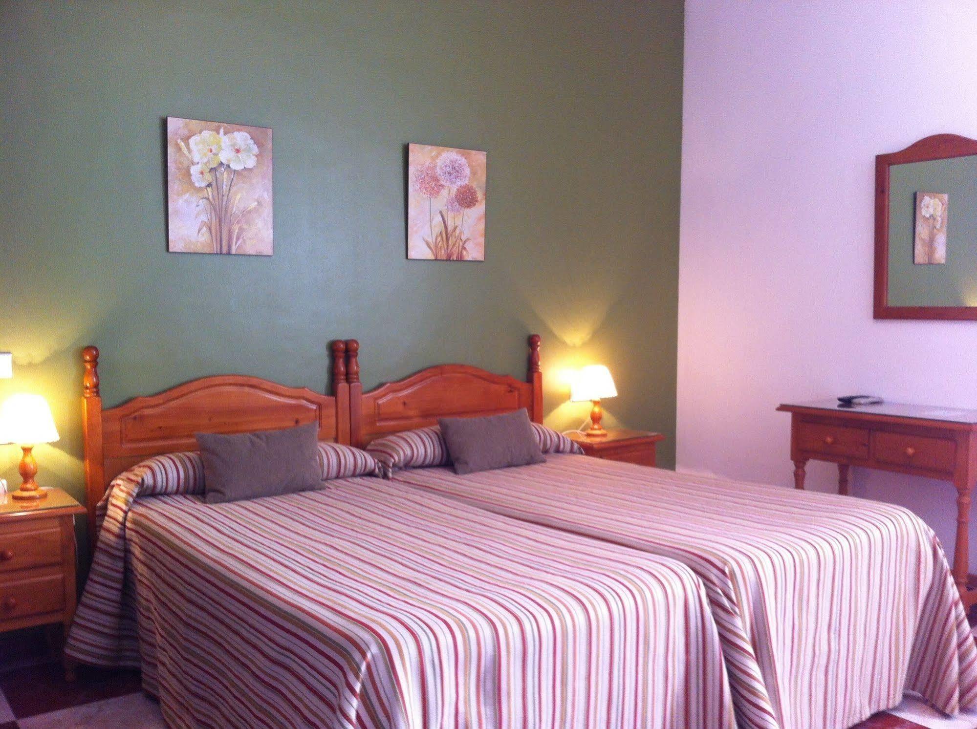 El Molino Hotel 2*