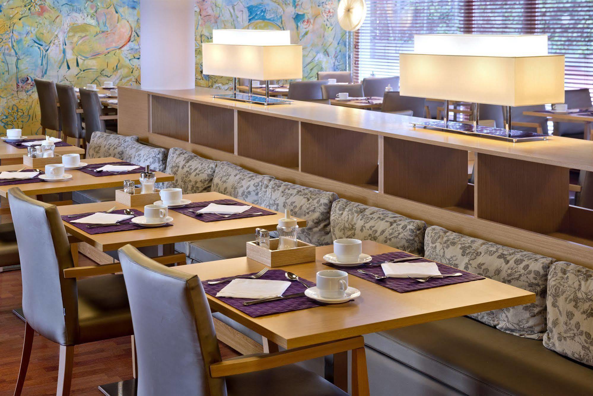 Monica Hotel 4*