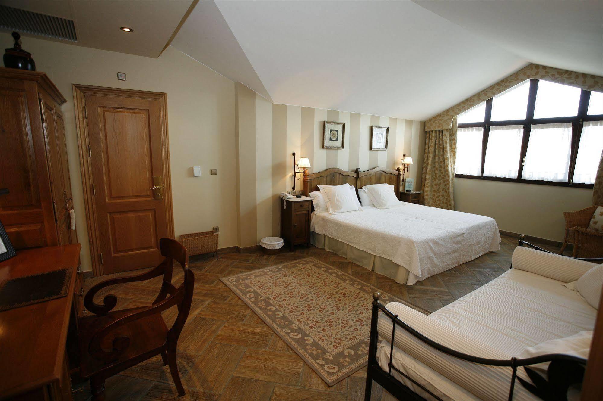 Katxi Hotel