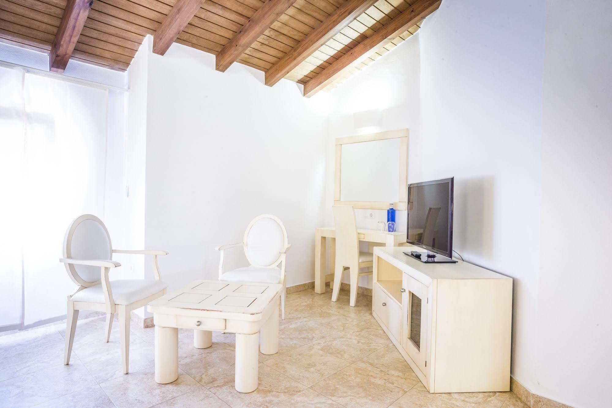 Arohaz Hotel&restaurante Hotel