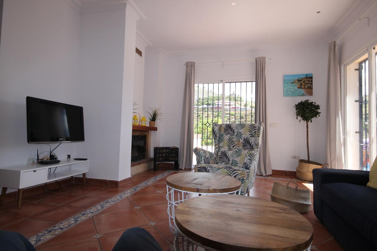 Nerja Tamango