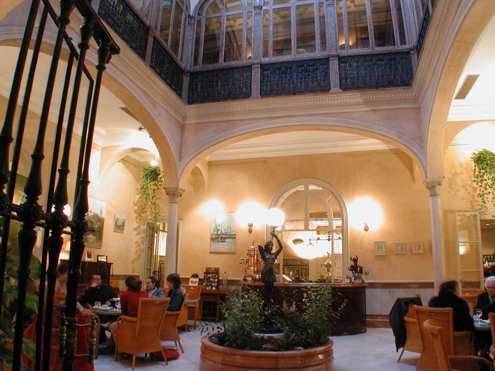 Alabardero Hotel