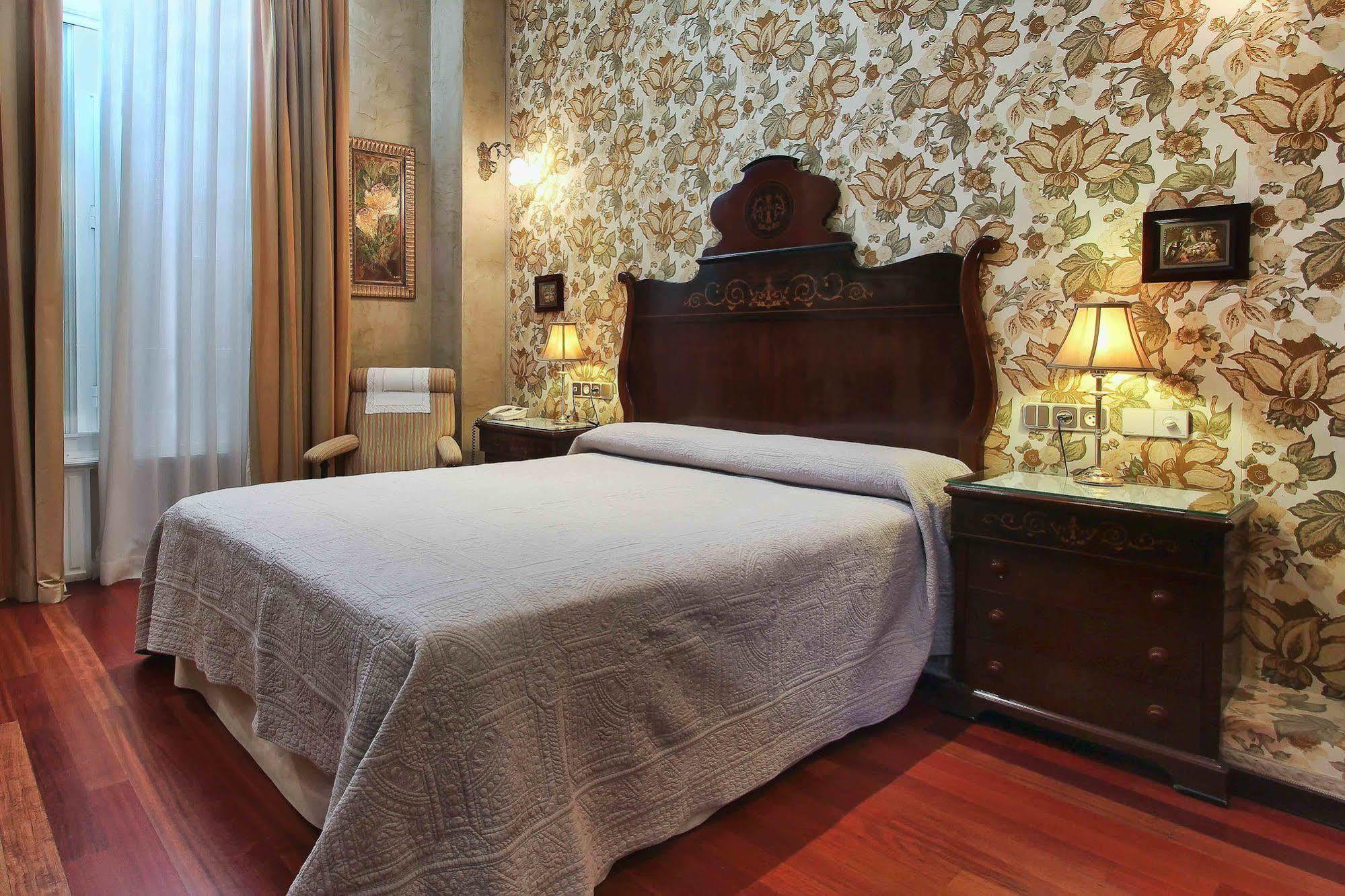 Alabardero Hotel 4*
