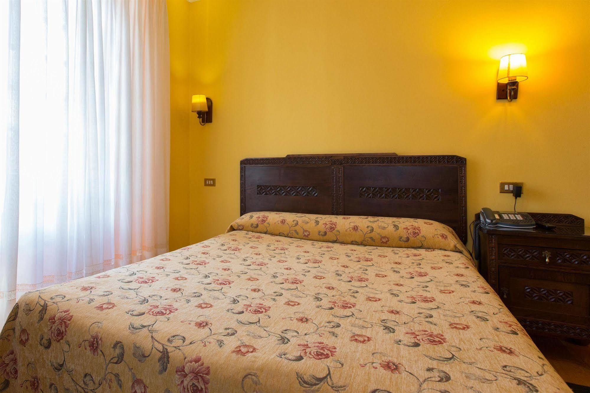 Hotel Casa España Villaviciosa (Asturias)