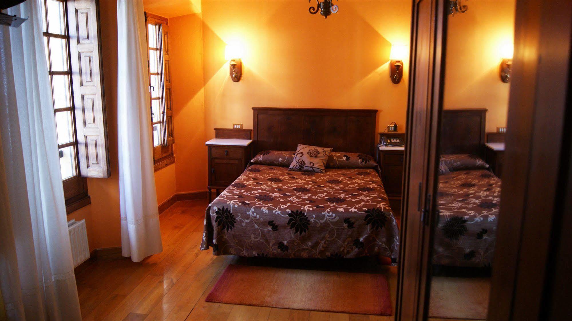 Casa España Hotel Villaviciosa (Asturias)