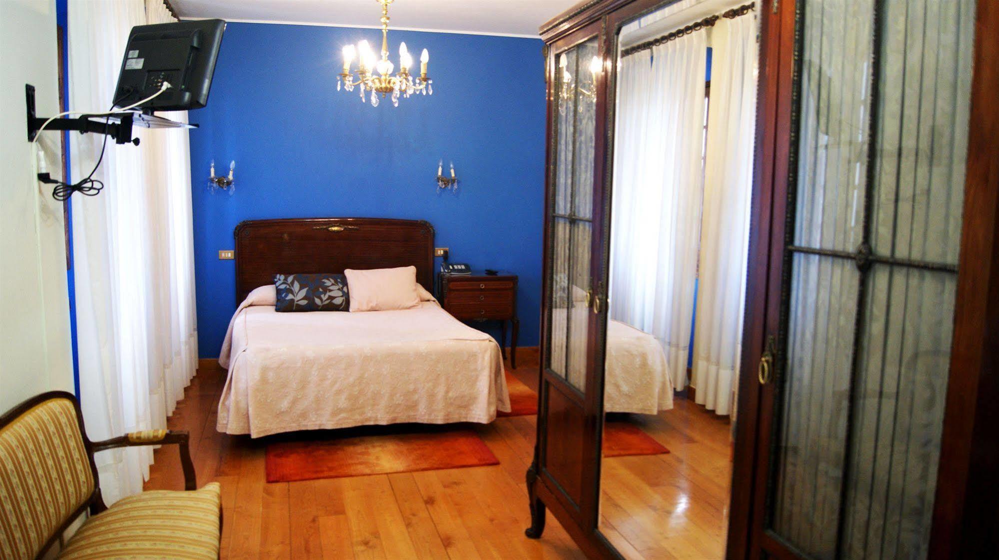 Casa España