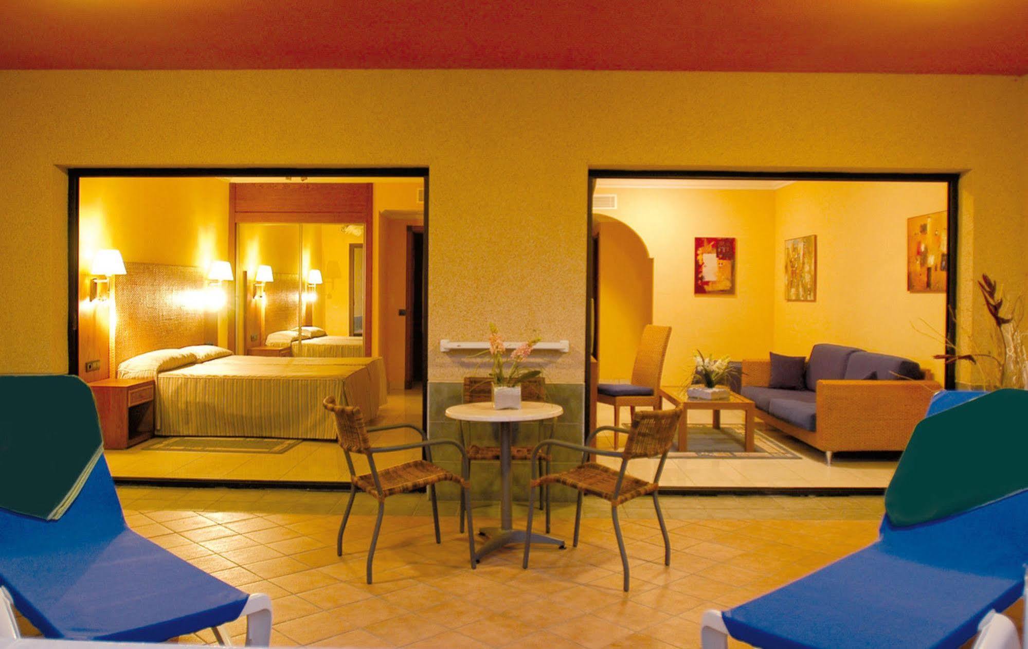 Clubhotel Riu Buena Vista 4*
