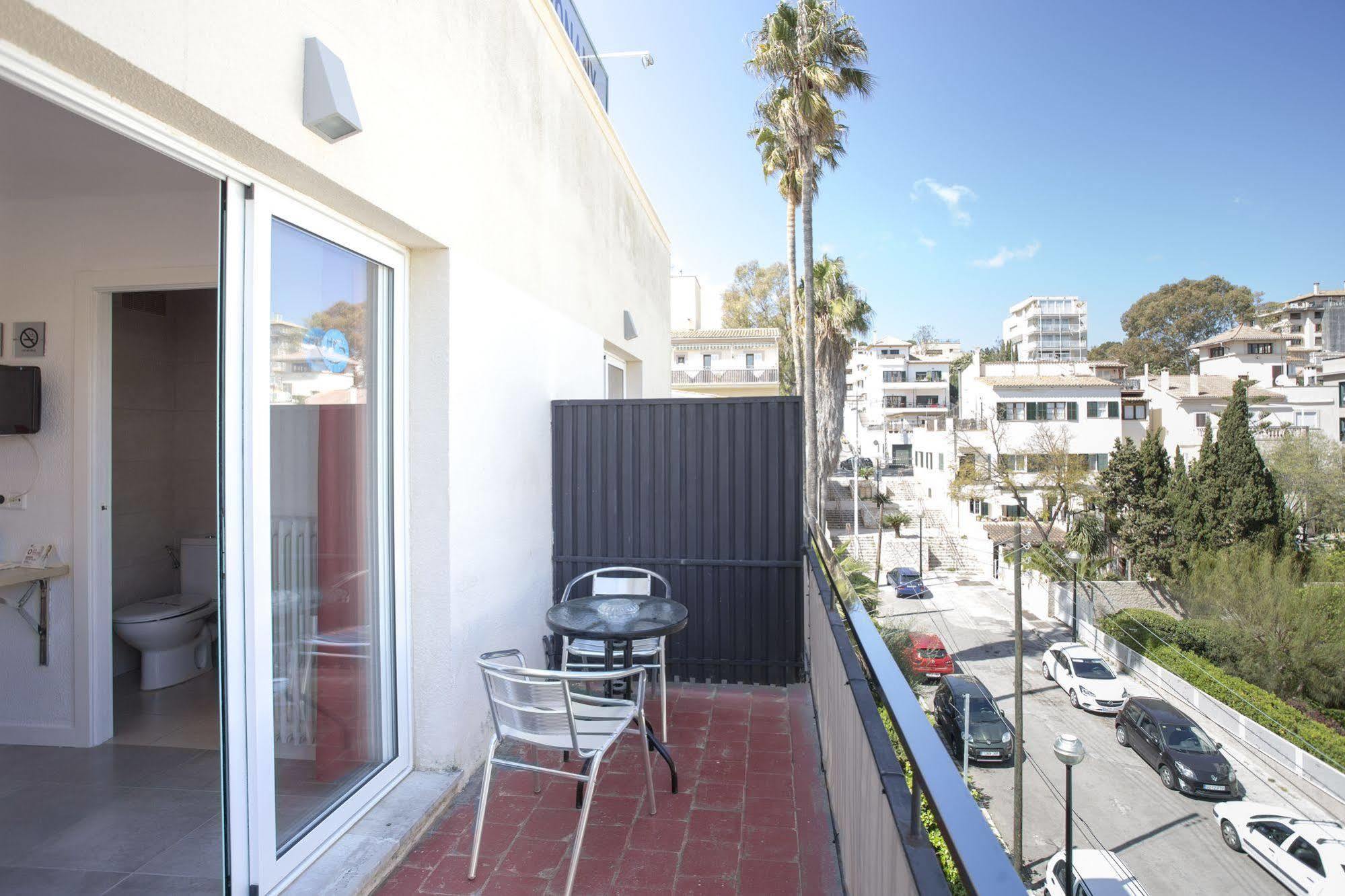 Bonany Hostal *