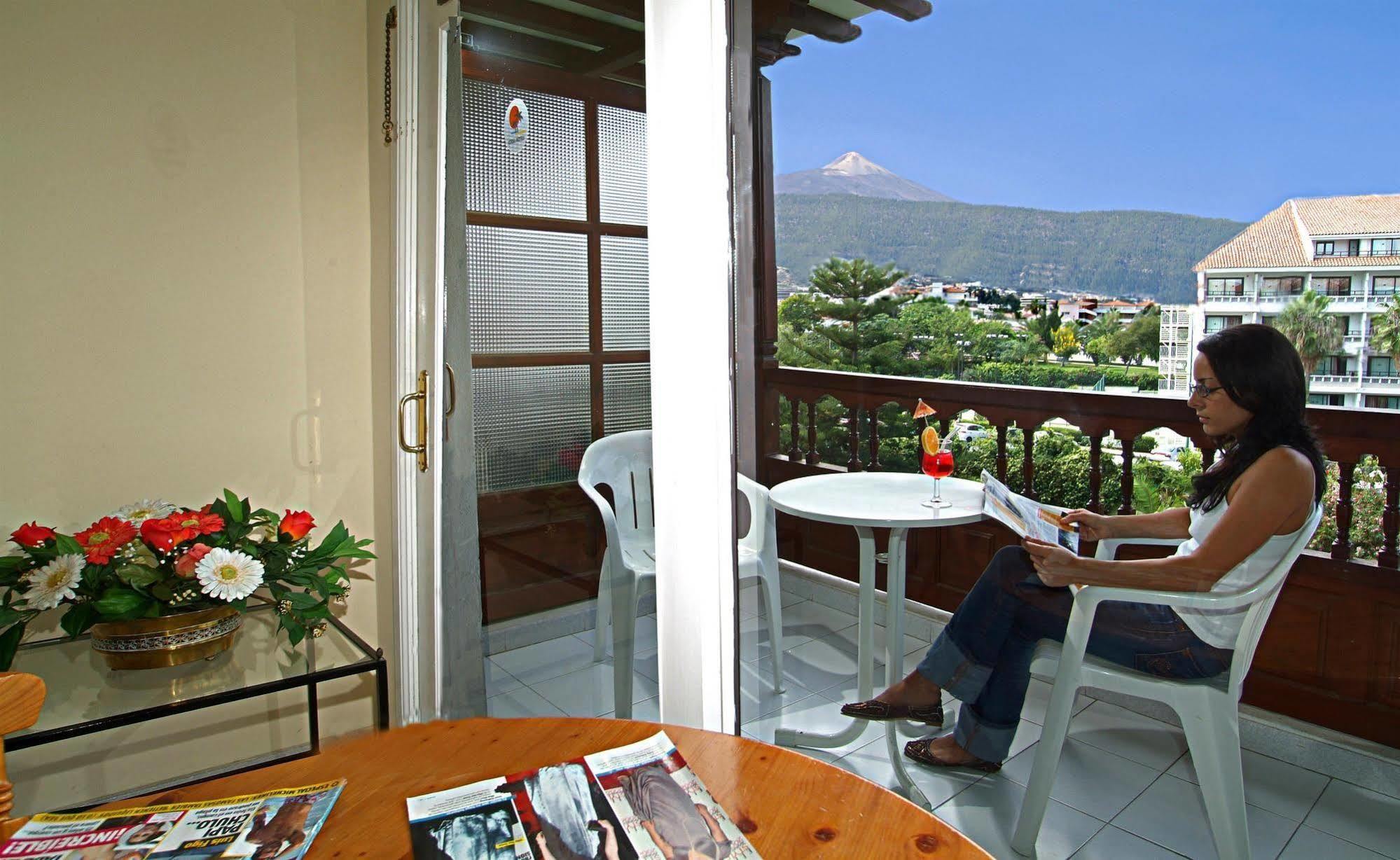 Coral Teide Mar Aparthotel 3*