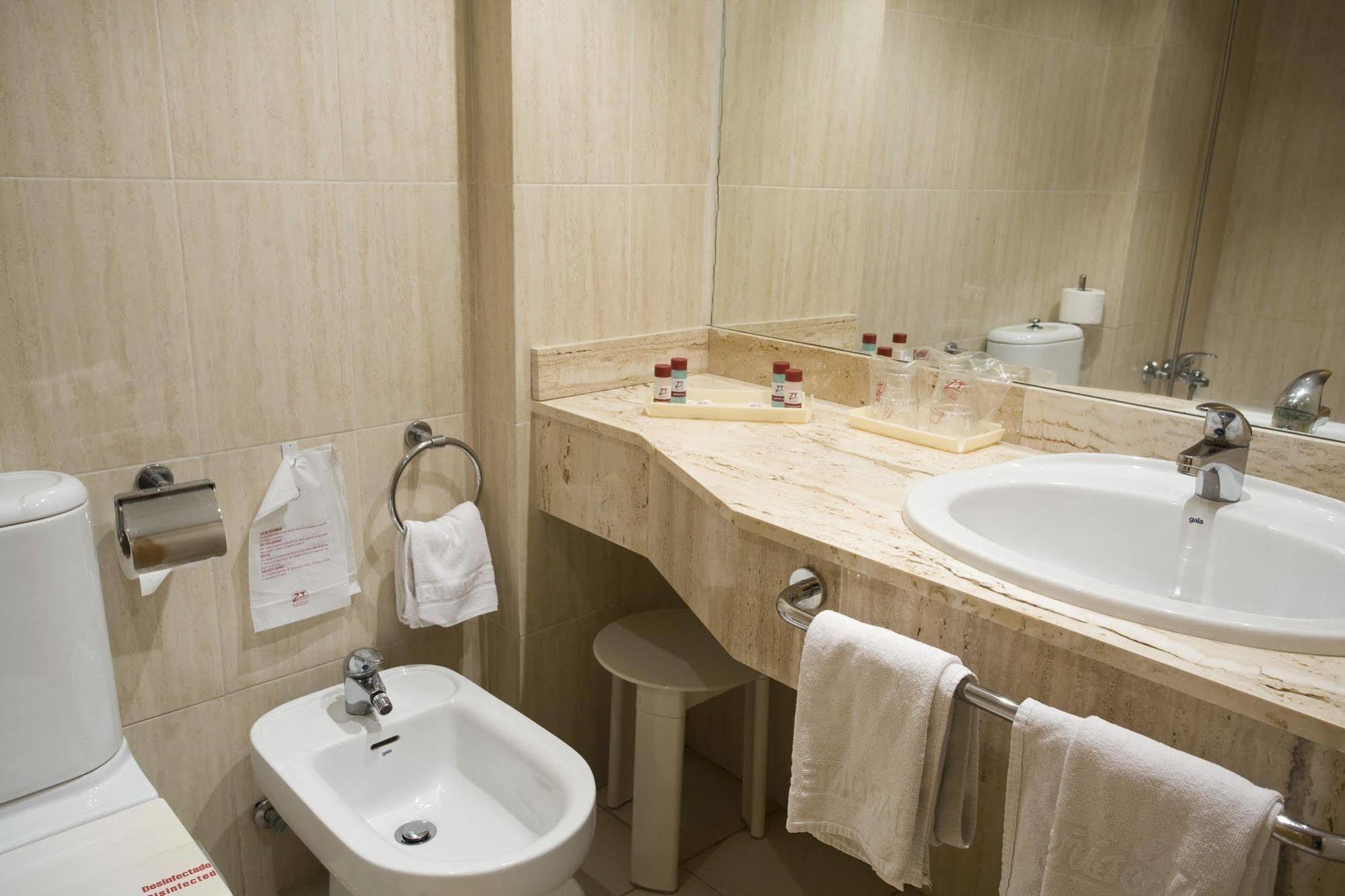Apartamento Turísticos Jardines Del Plaza *