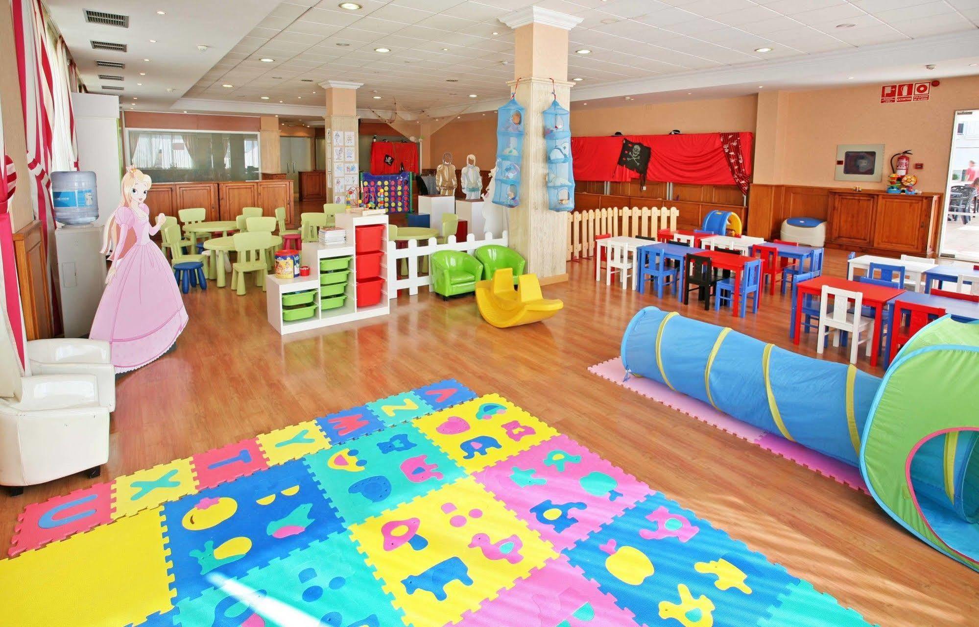 Turísticos Jardines Del Plaza Apartamento