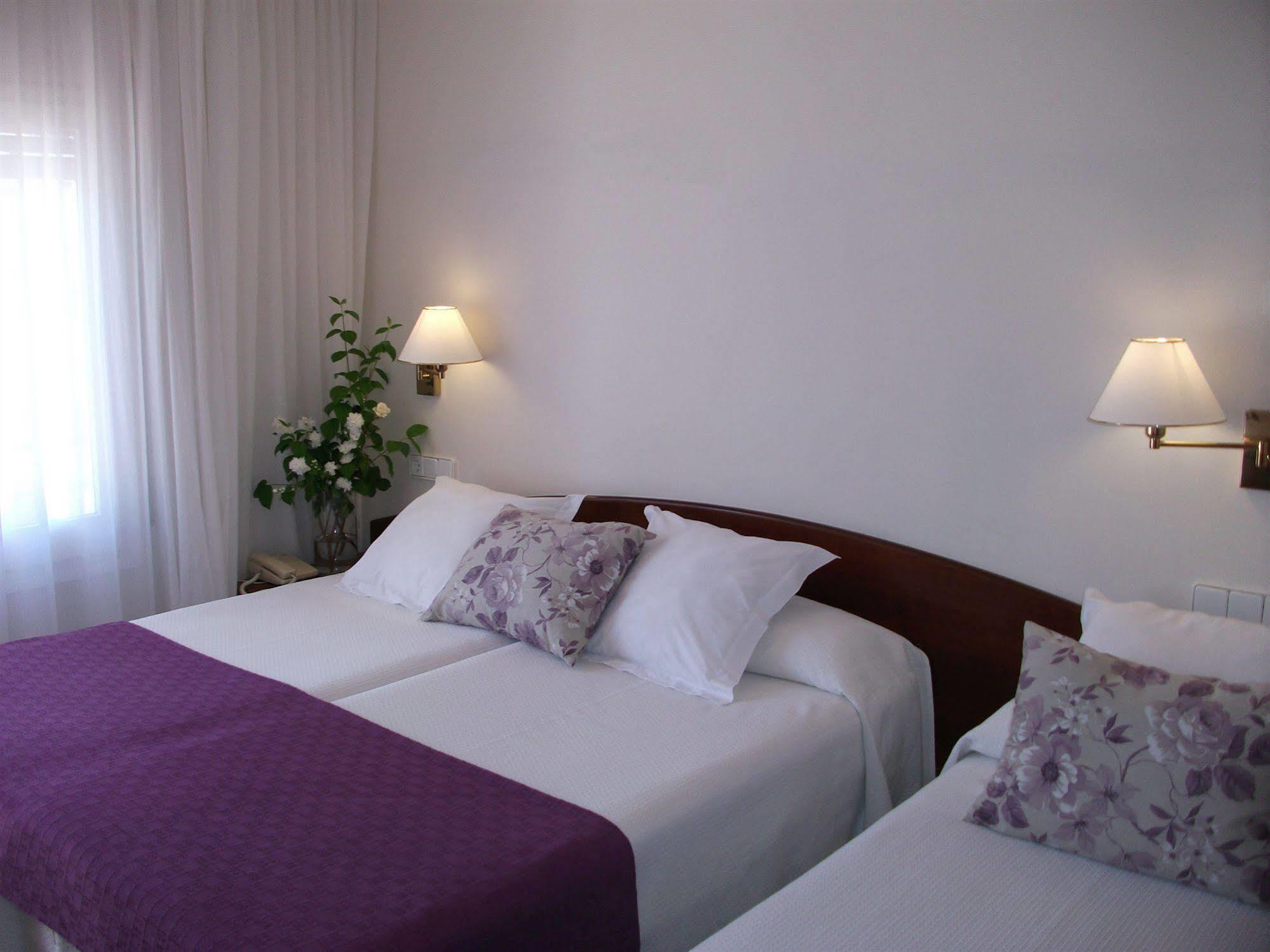 Avenida Hotel