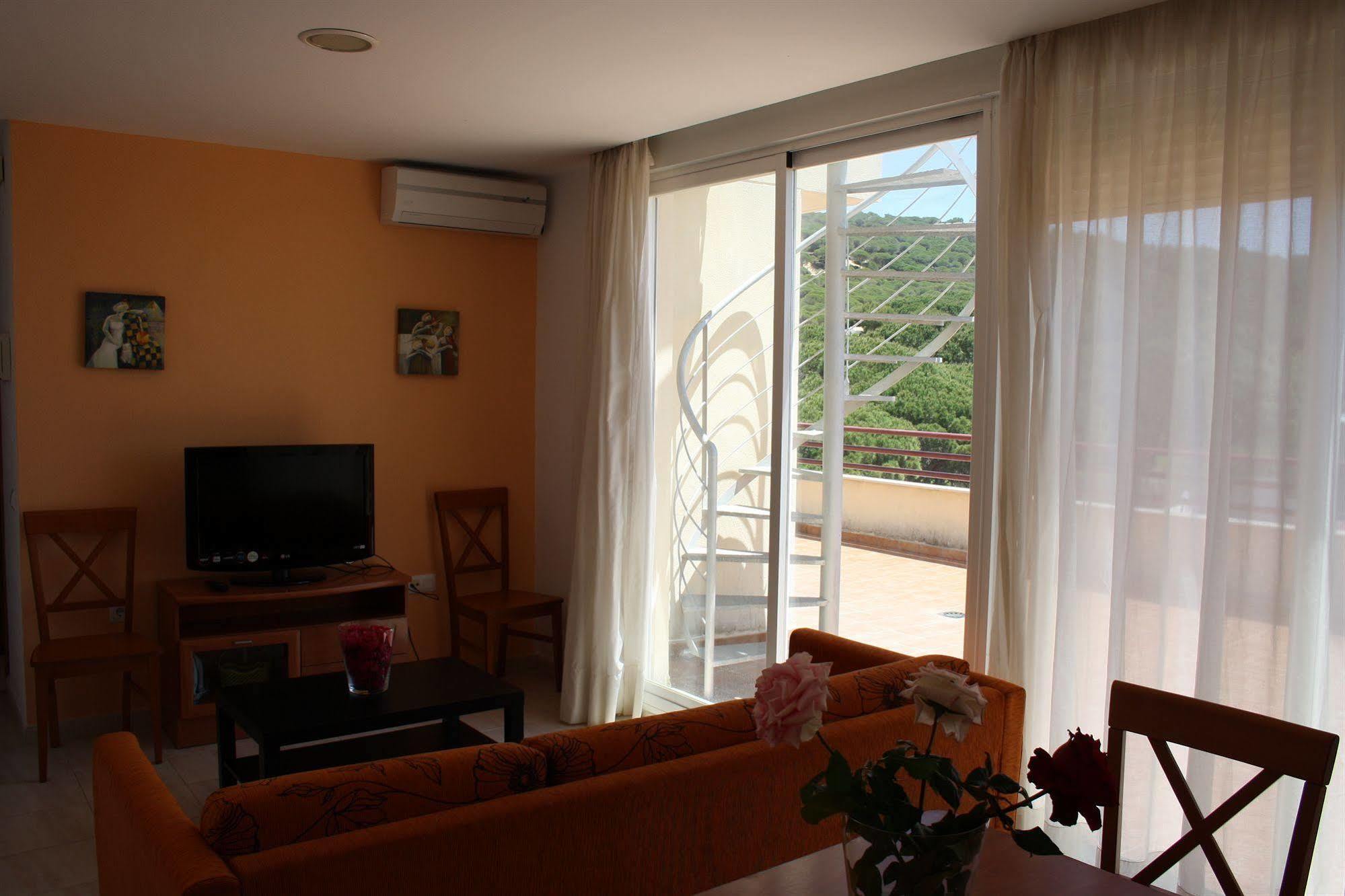 Turisticos Canos De Meca Apartment *