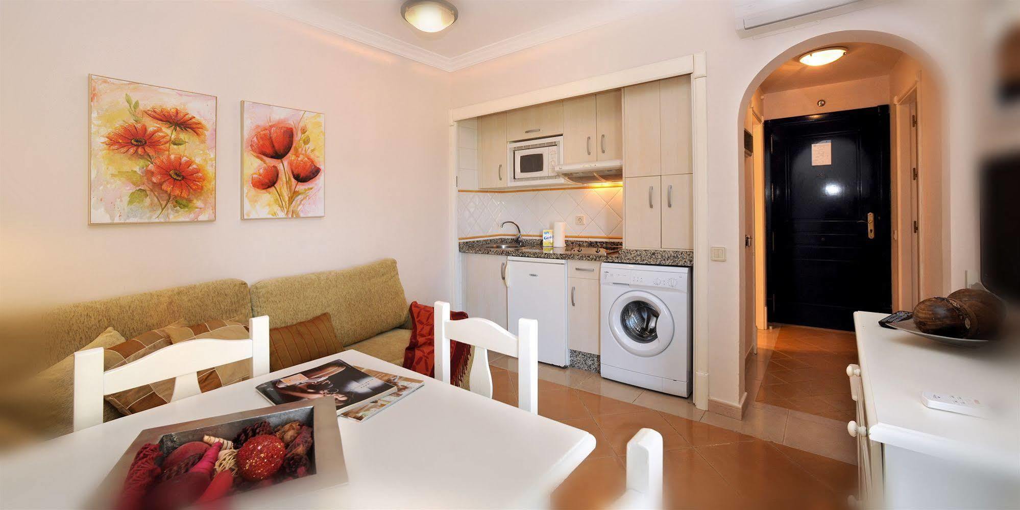 Leo San Bruno Apartment