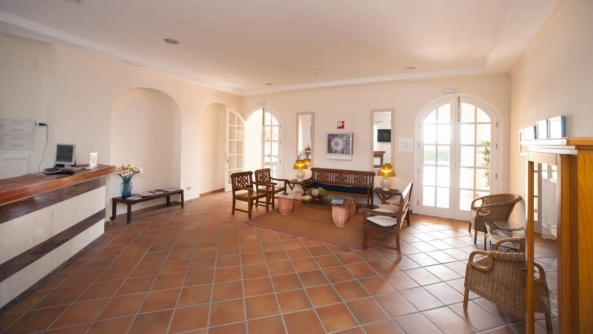 Leo San Bruno Apartment Isla Canela