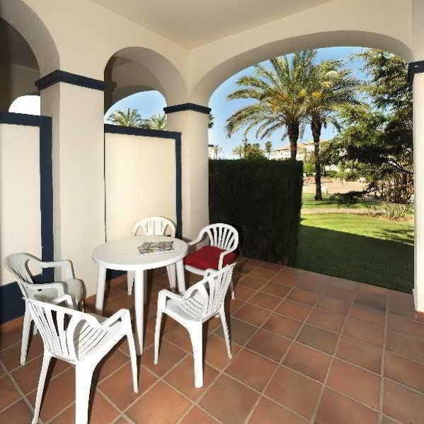 Leo San Bruno Apartment Isla Canela