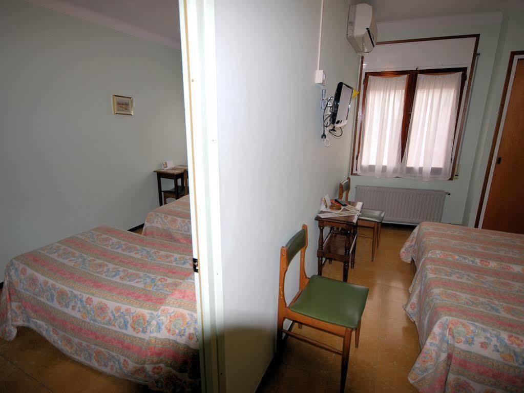 Fabrellas Guest house