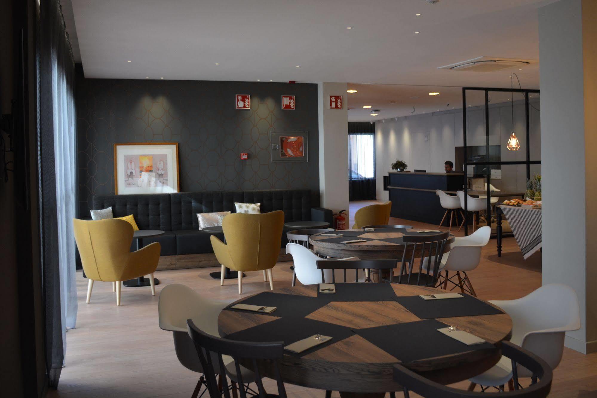 Up Hotel Vic