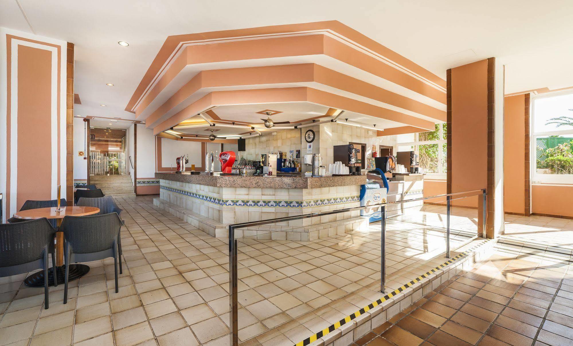Globales America Hotel