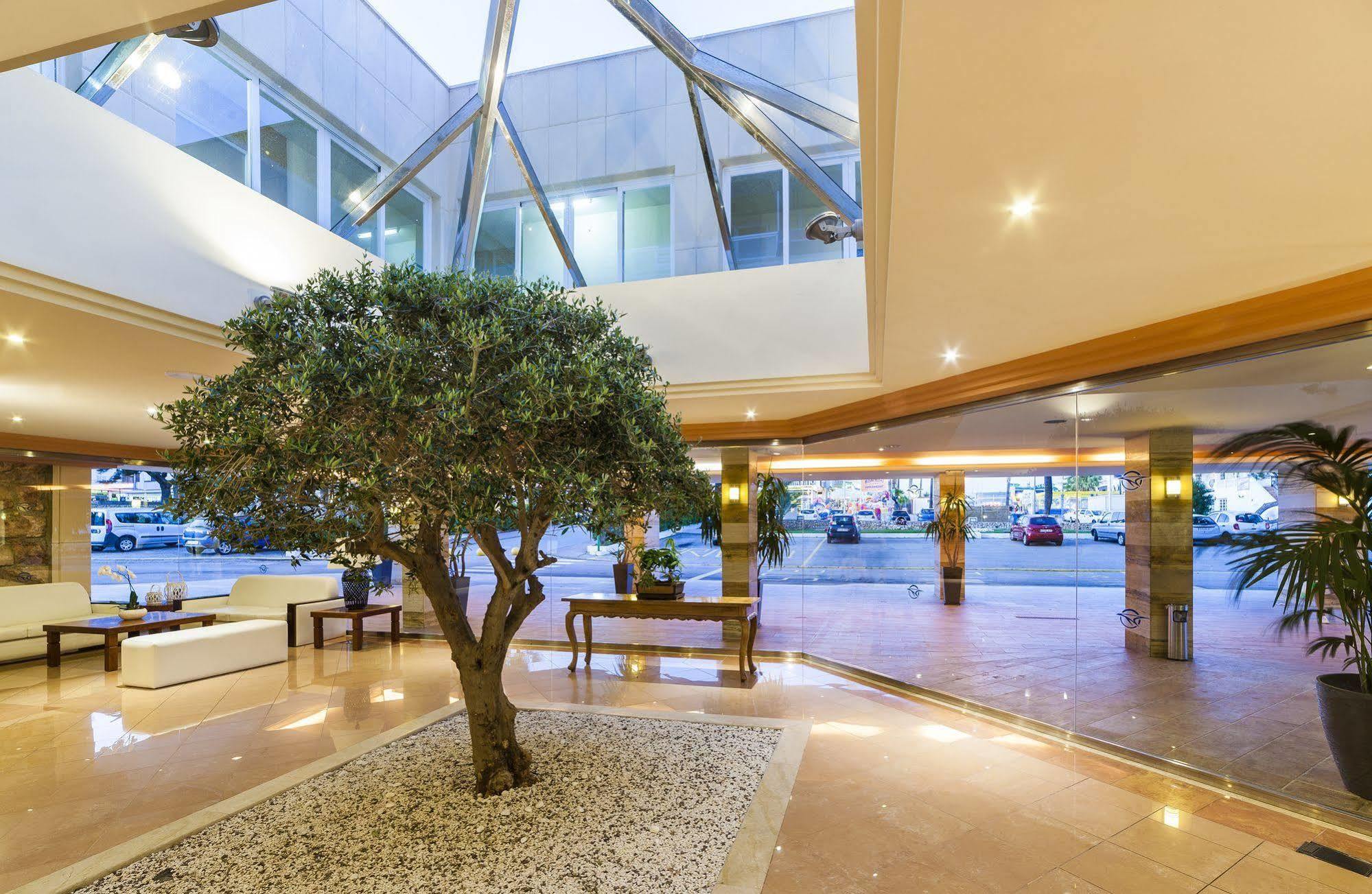 Globales America 4*