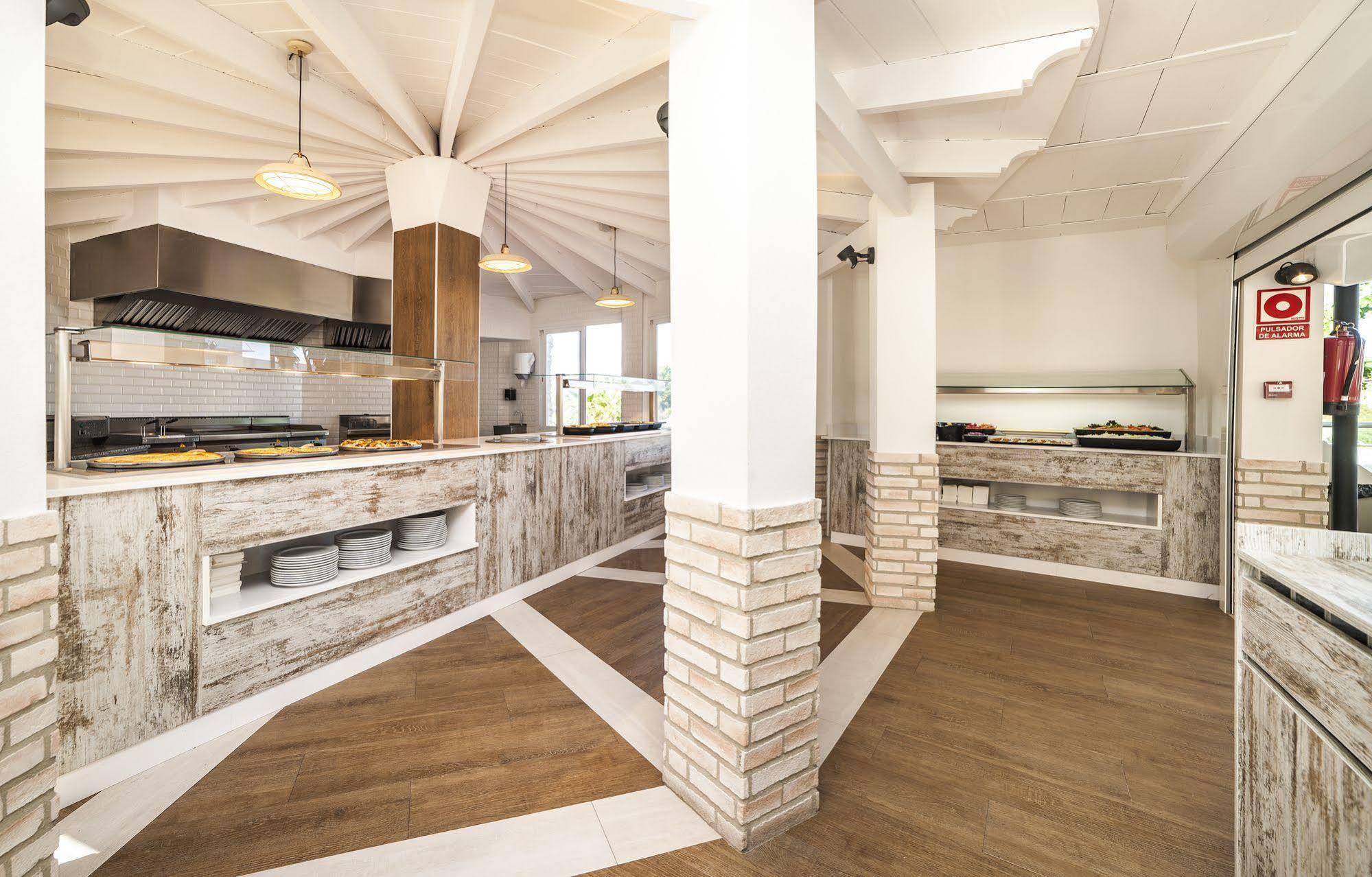 Hotel Globales America Calas de Mallorca