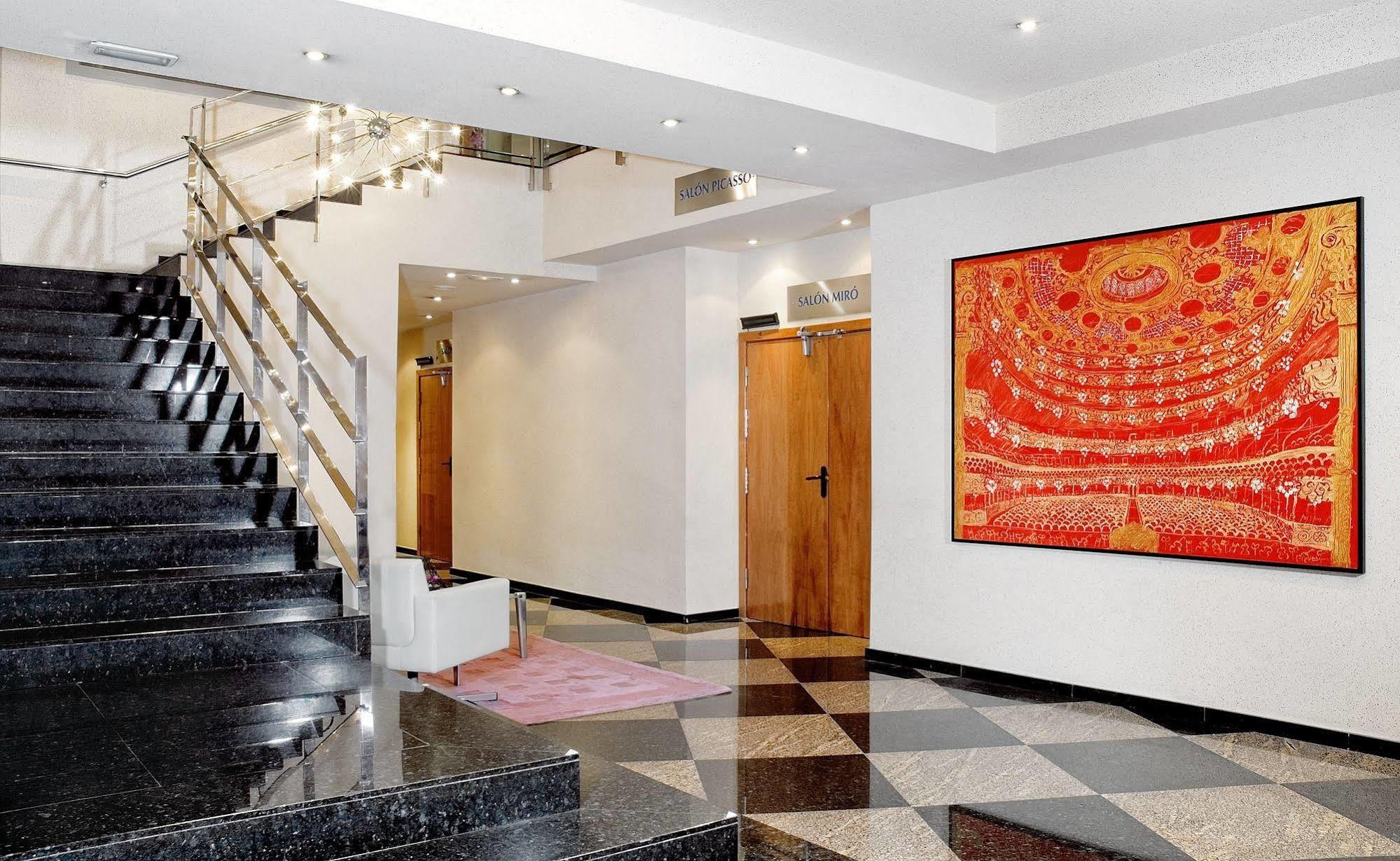 Abba Sants Hotel 4*