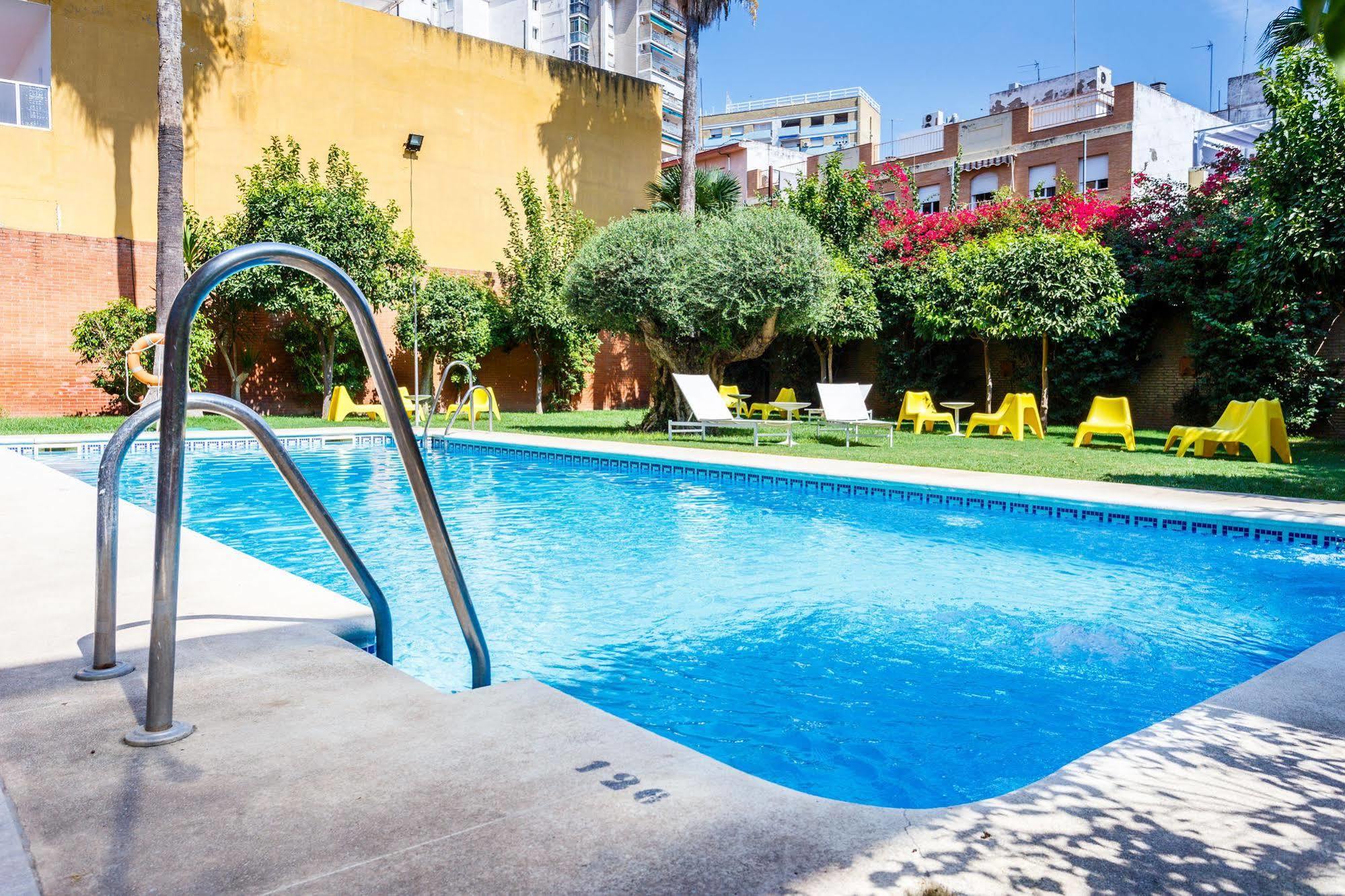 Hotel Aacr Monteolivos