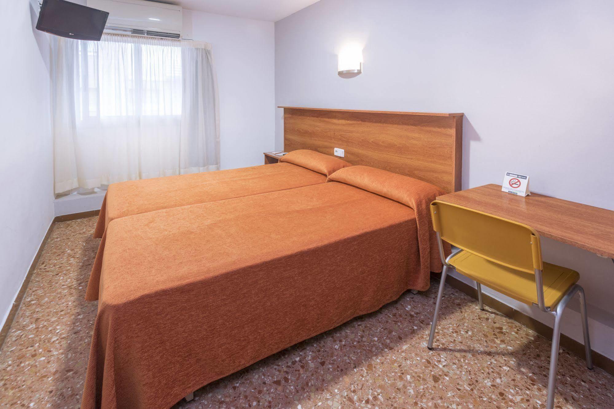 Hotel Catalunya Express 2*