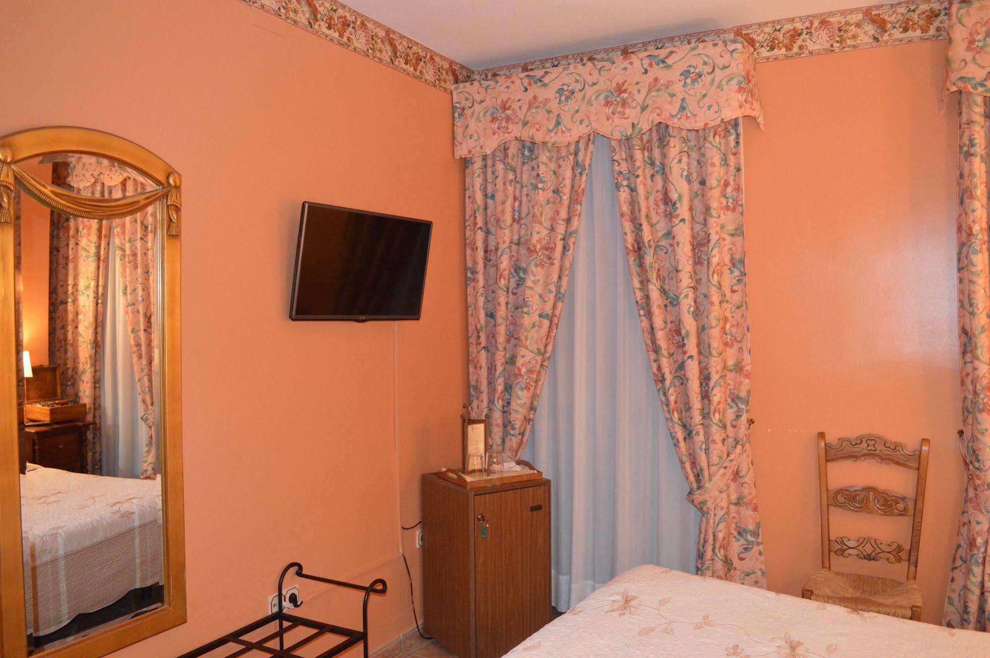 Hotel Don Javier