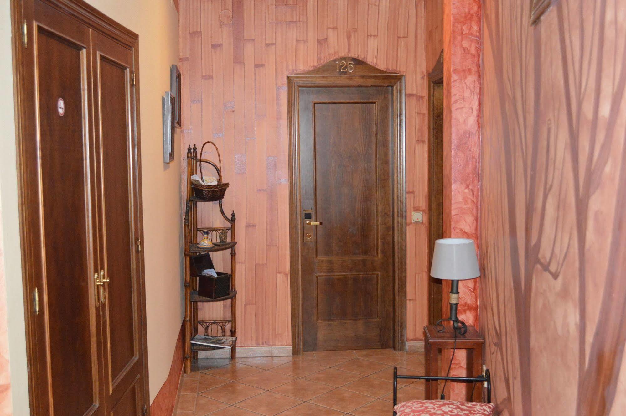Don Javier Hotel 3*