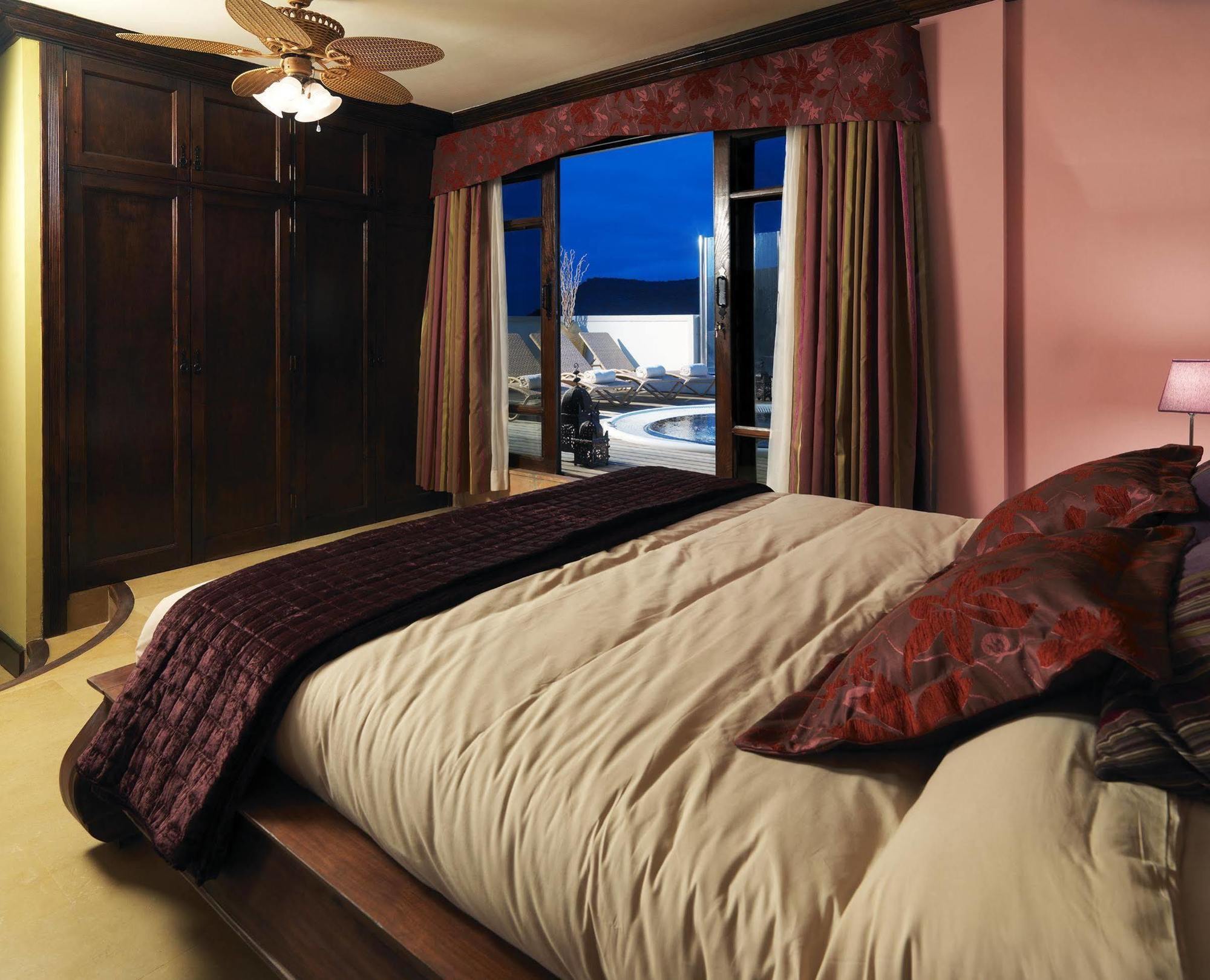 Regency Country Club, 3* Playa de las Americas (Tenerife)