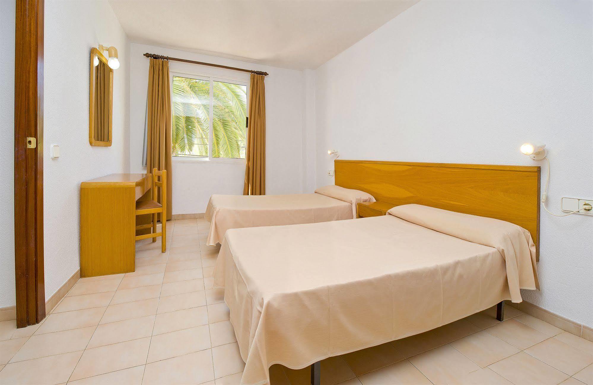 Cala Llonga Apartamento Cala Llonga (Ibiza)