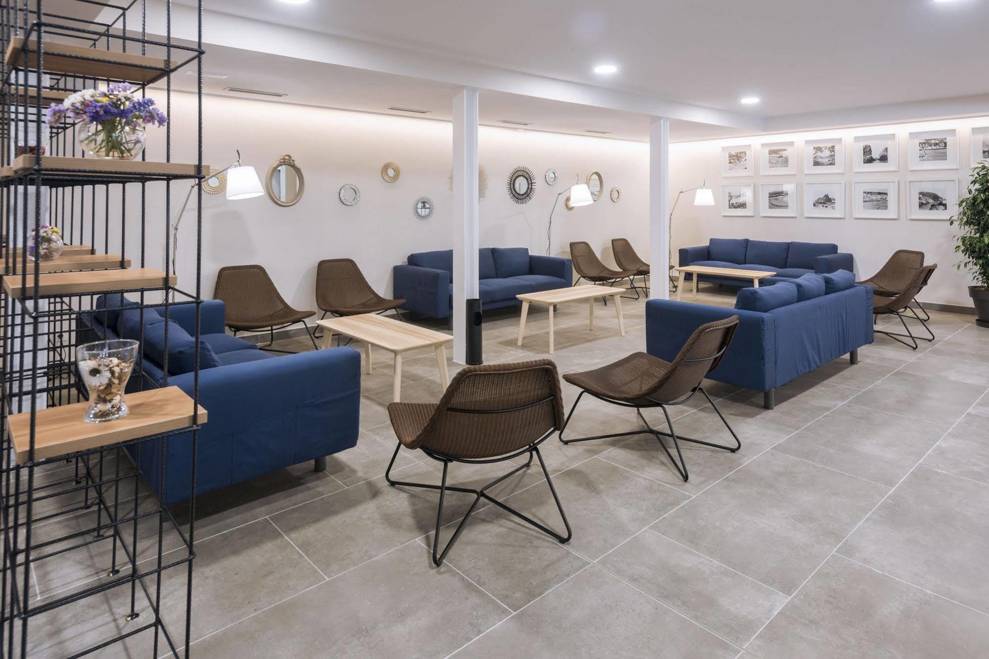 Ght Sa Riera Hotel 4*